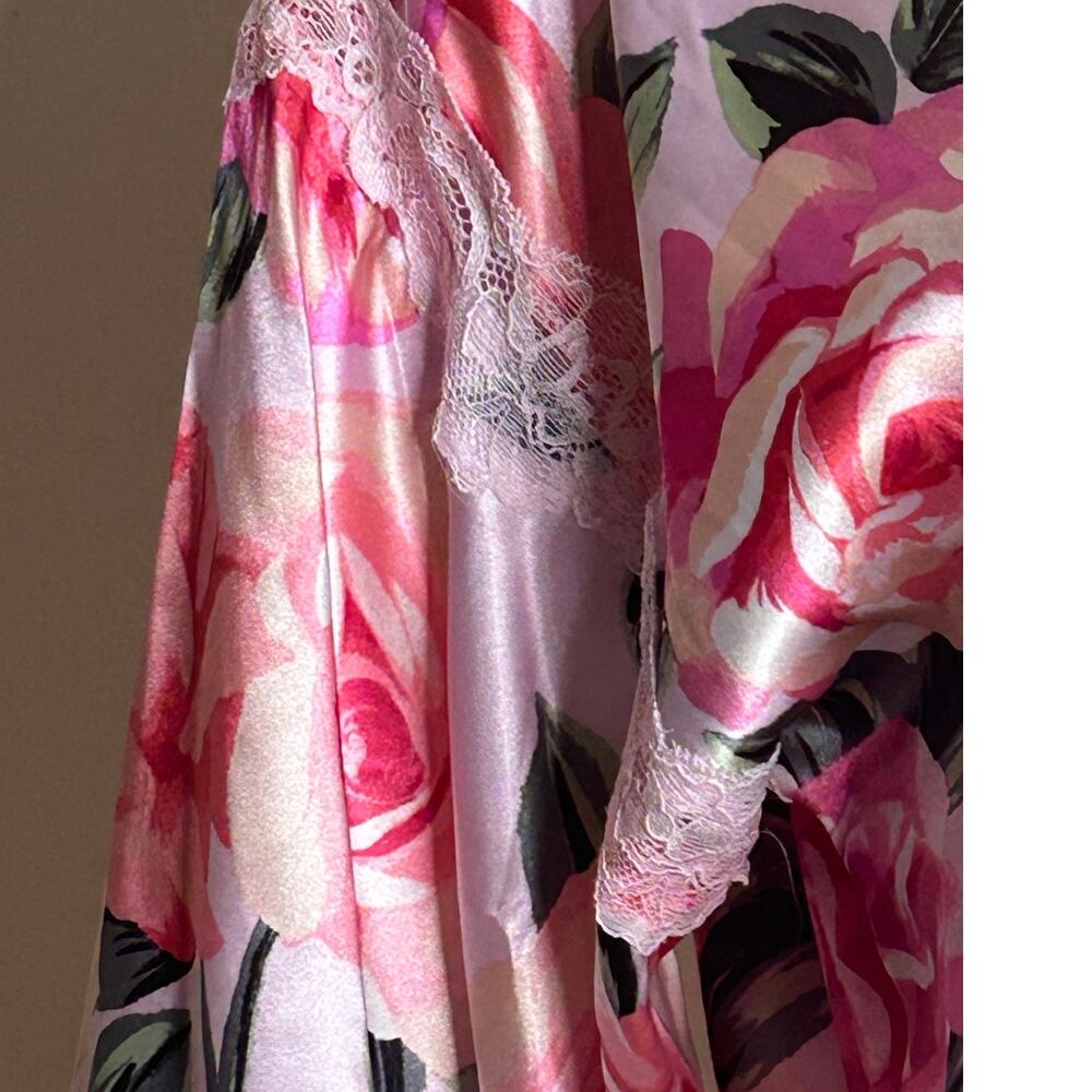 In Bloom by Jonquil Ella Floral Lace Trim Satin Robe Women XS/S New No Belt - Picture 7 of 8